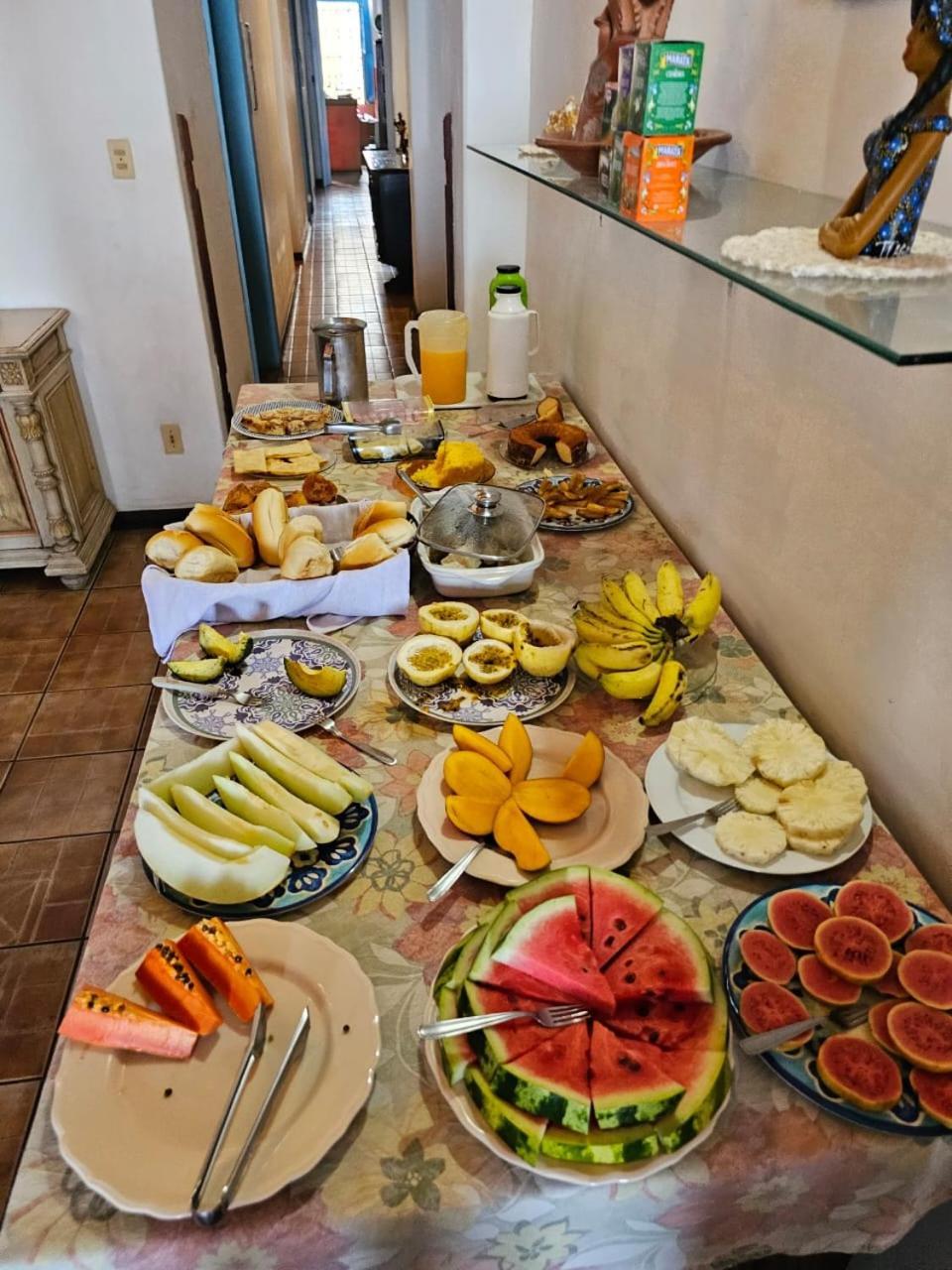 Acomodação com café da manhã  Carmo 3*