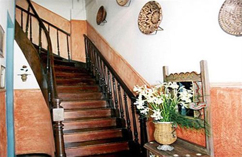 Acomodação com café da manhã  Carmo Salvador